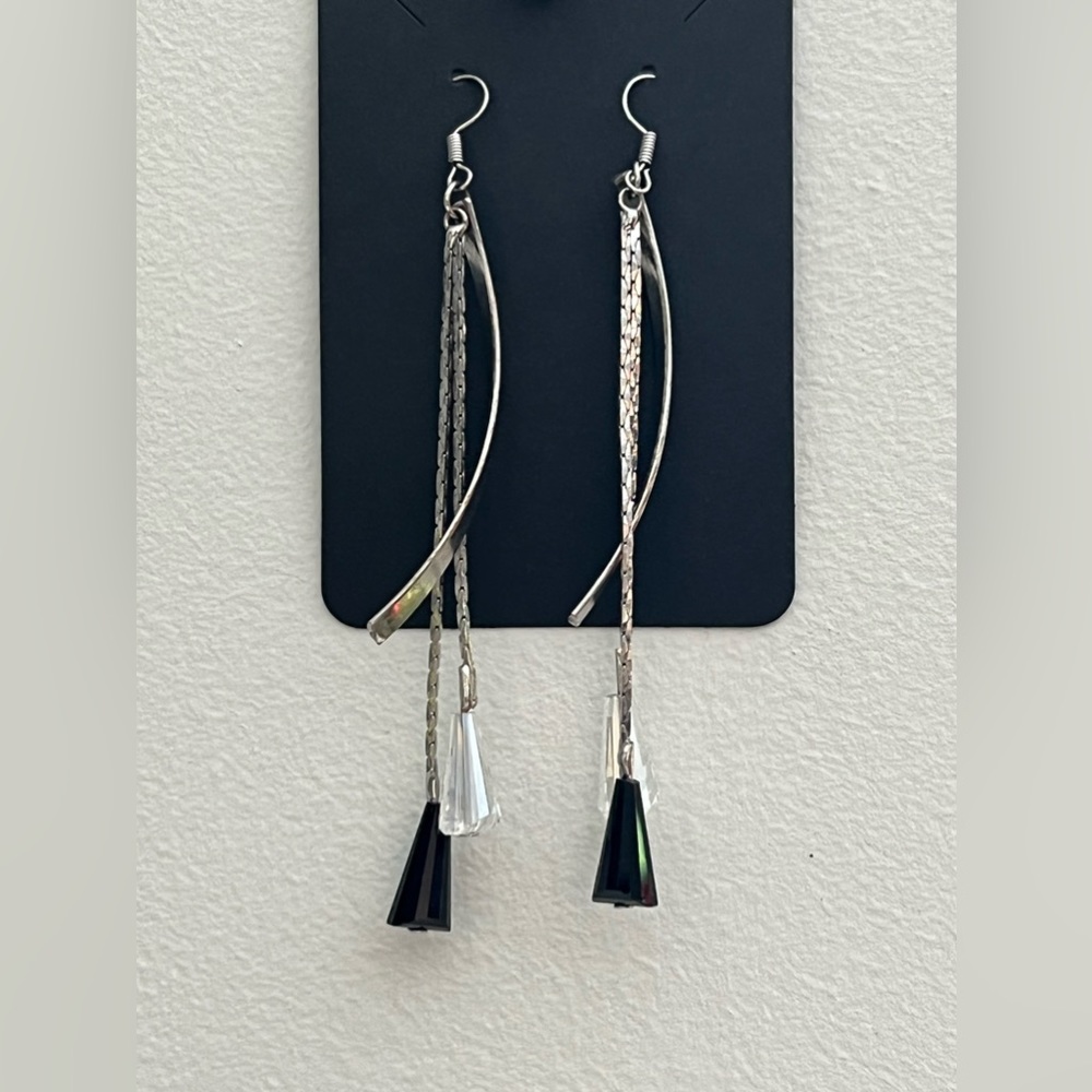 Vintage Mod Dangle Drop Earrings